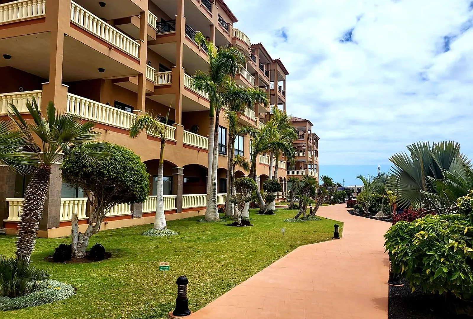 Lägenhet El Nautico Coral Suite - Oceanview Escape